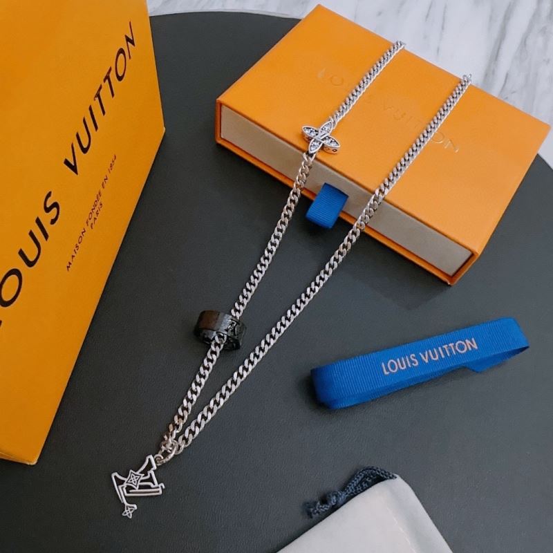 Louis Vuitton Necklaces